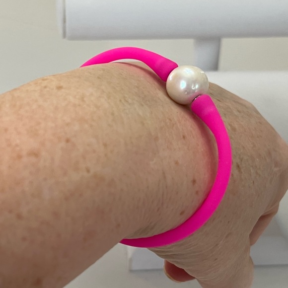 FRESH WATER PEARL | Silicone Jelly Bracelet | NEW! - Picture 9 of 11